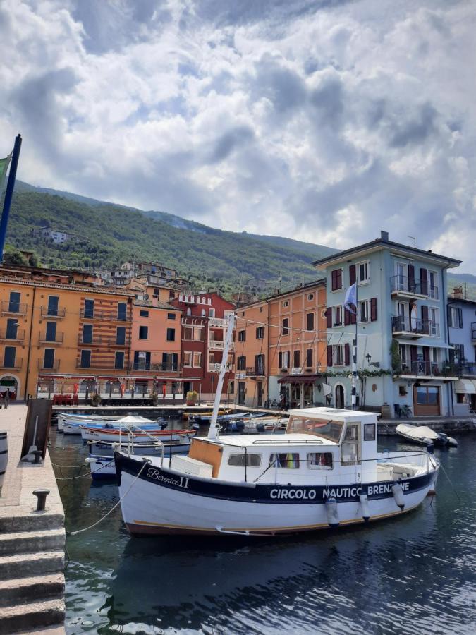 Appartamento Anna Brenzone sul Garda Eksteriør billede