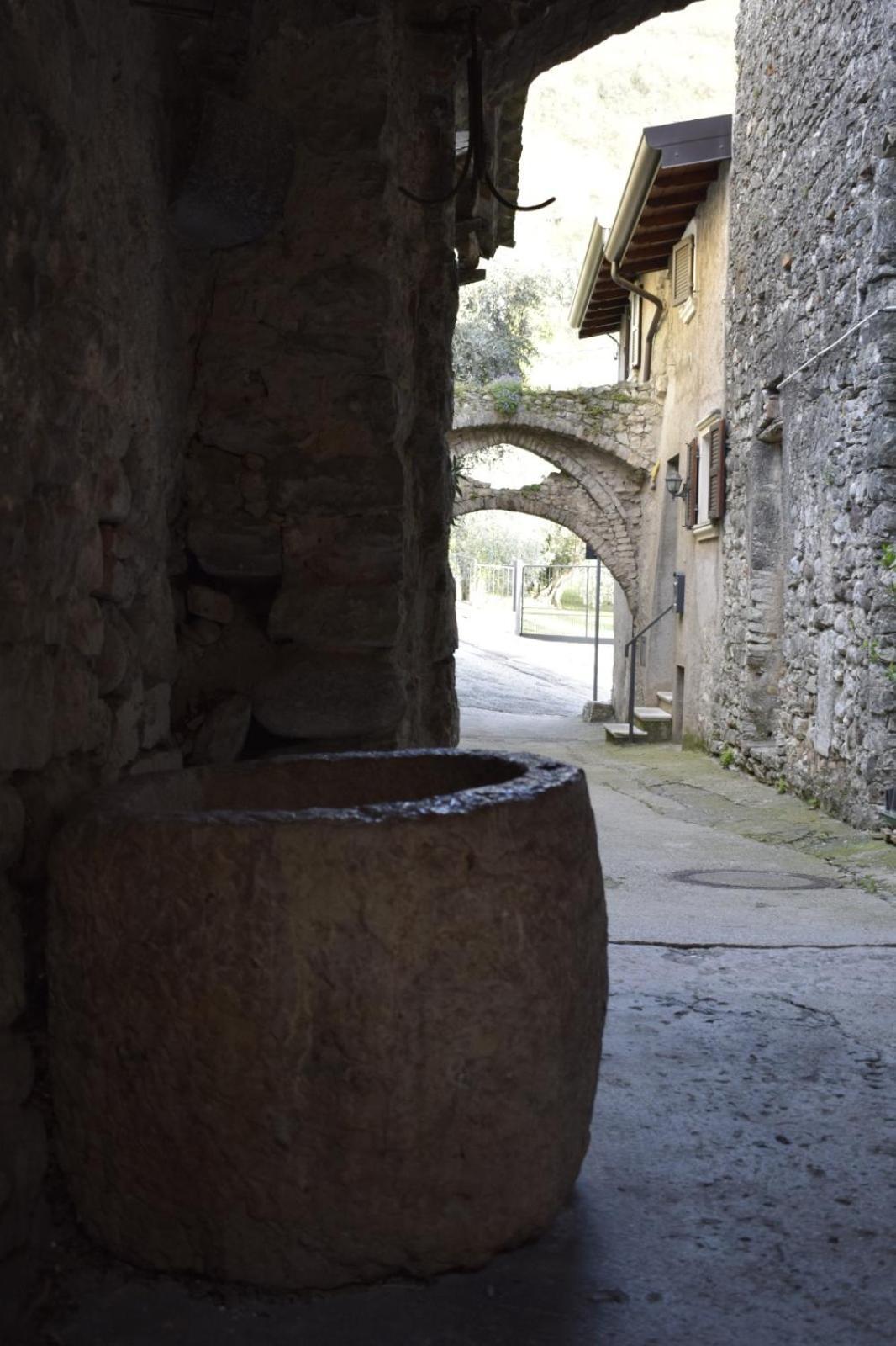 Appartamento Anna Brenzone sul Garda Eksteriør billede