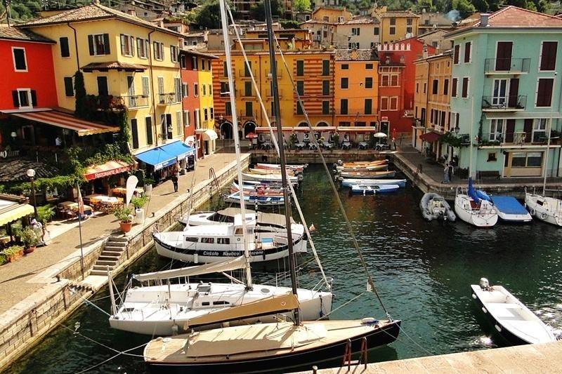 Appartamento Anna Brenzone sul Garda Eksteriør billede